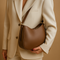 Minimalistyczna torba crossbody z kompaktowym wnętrzem dla kobiet
