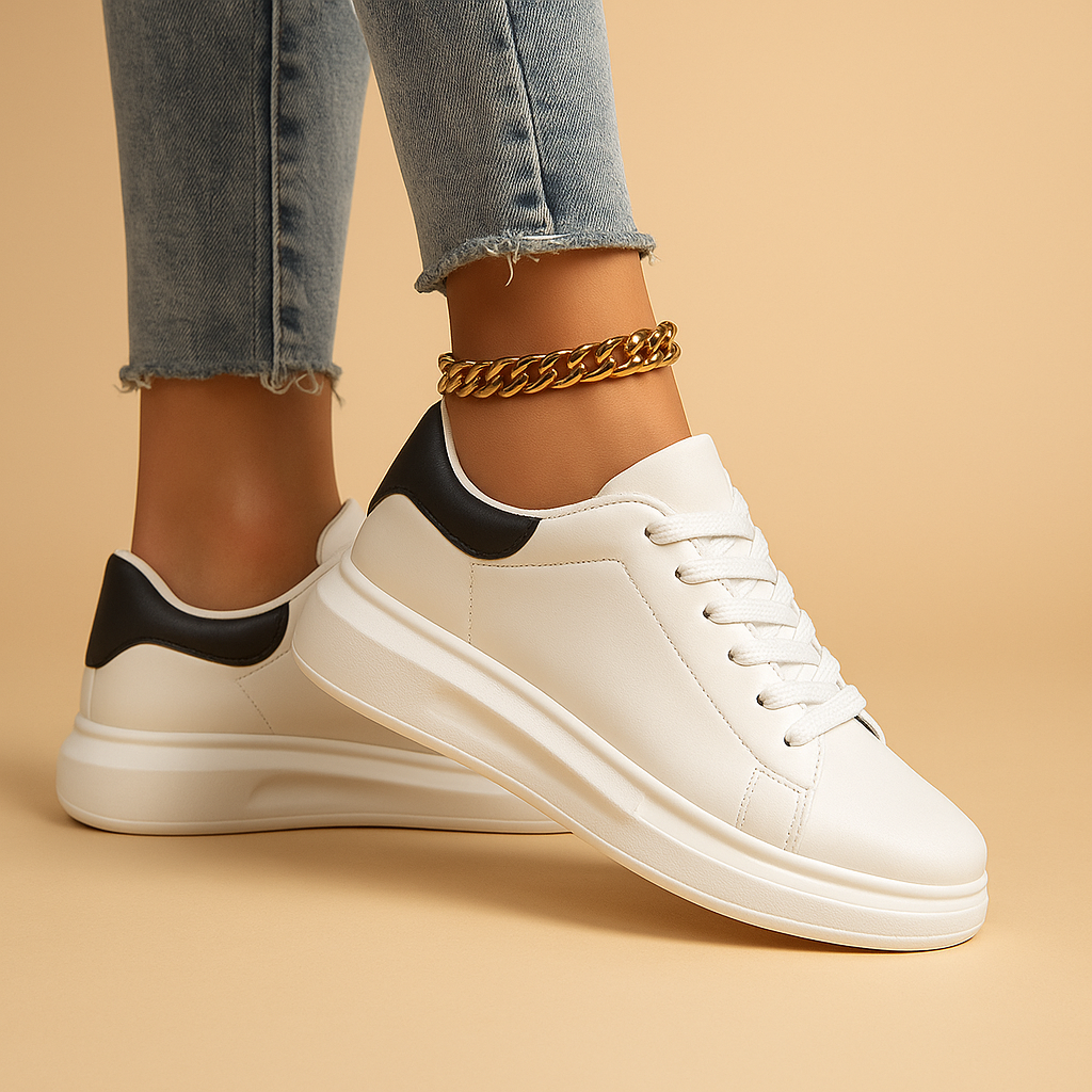Białe skórzane buty sportowe o minimalistycznym designie dla kobiet