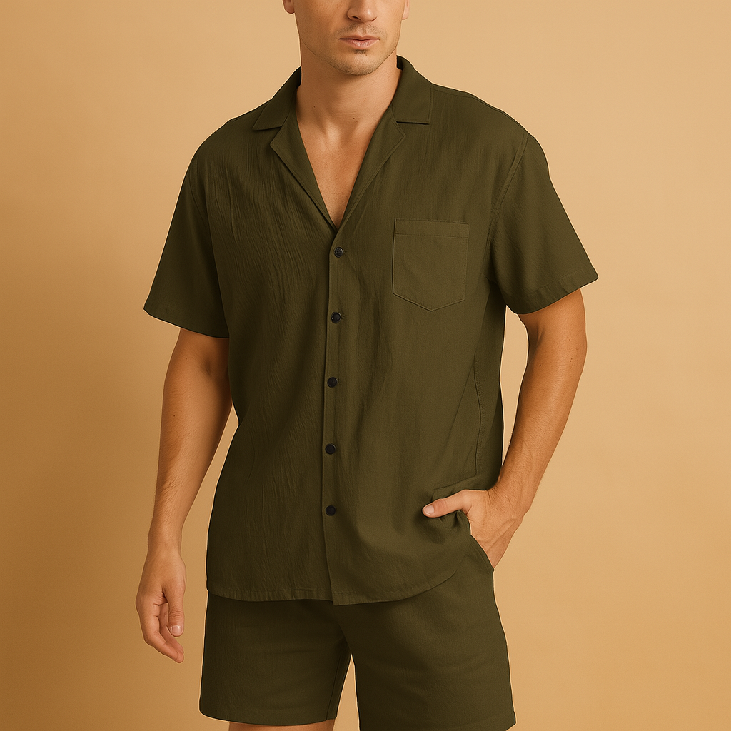 Letni zestaw męski z koszulką V-neck i wygodnymi szortami dla mężczyzn