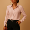 Elegancka gładka bluzka damska