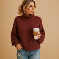 Ponadczasowy sweter damski z dzianiny